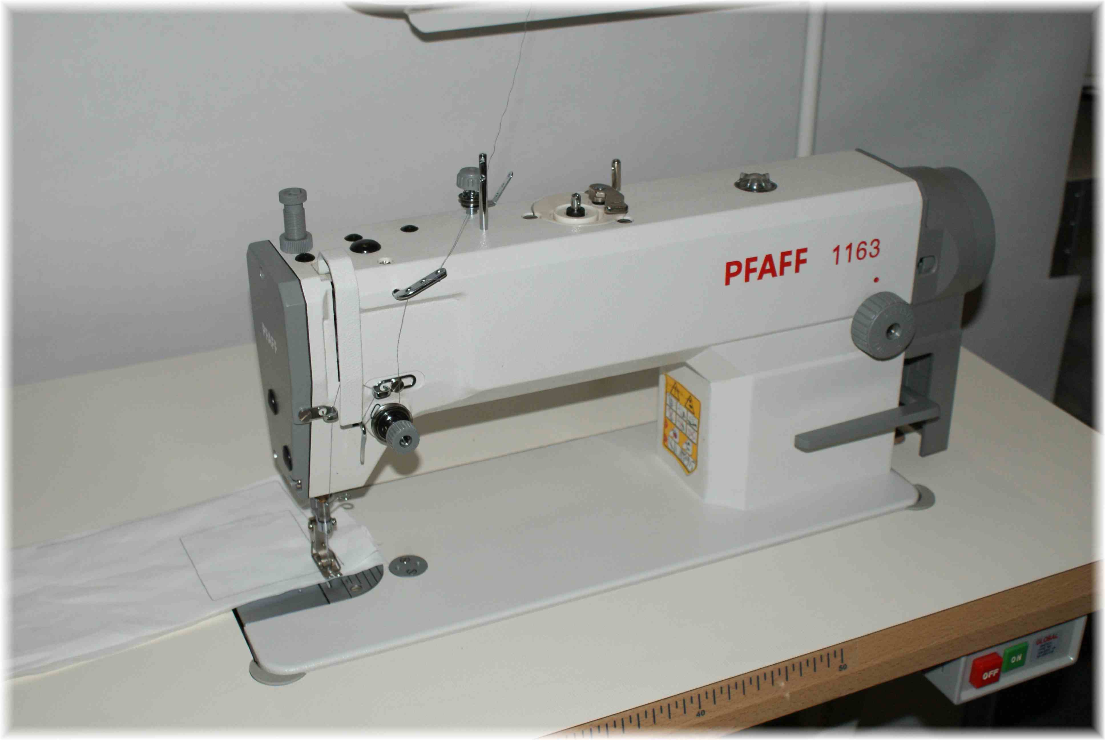 Industrienähmaschine Pfaff Industrial 1163 leiser 220V Motor Frank